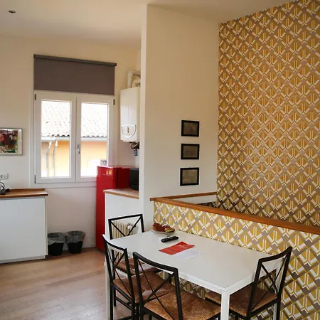 L'8 Boutique Design Apartment *