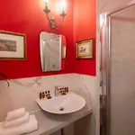 Apartment L'8 Boutique Design *