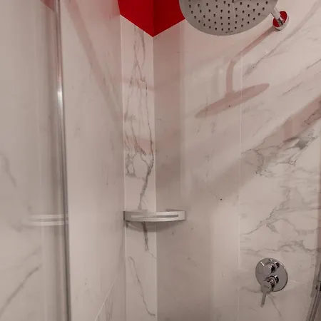 L'8 Boutique Design Bologna