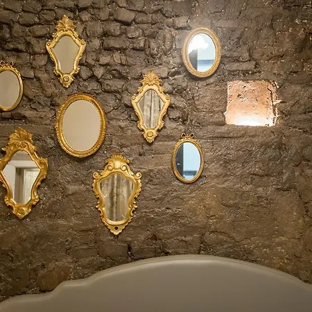 L'8 Boutique Design Bolonia