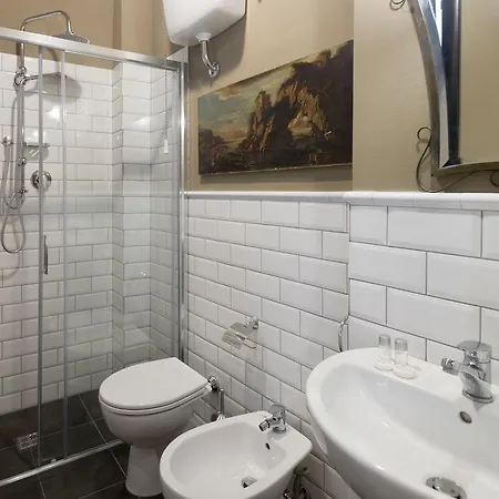 L'8 Boutique Design *