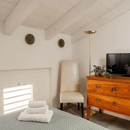 Apartment L'8 Boutique Design