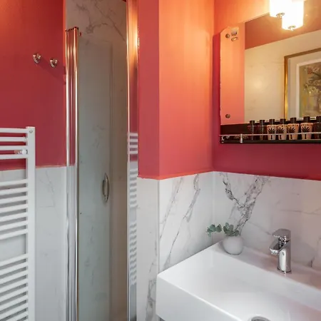 L'8 Boutique Design Apartment