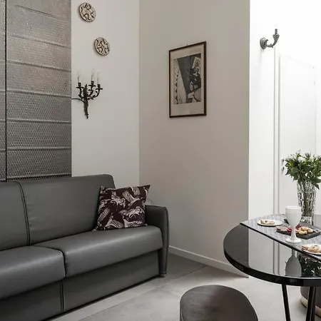 Apartment L'8 Boutique Design