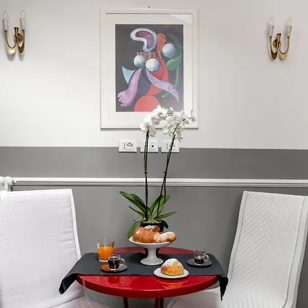 Apartment L'8 Boutique Design *