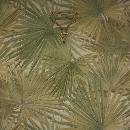 L'8 Boutique Design *