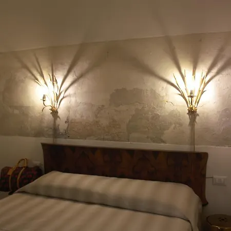 L'8 Boutique Design Apartment