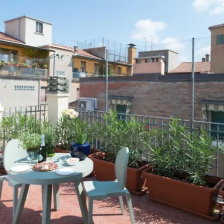 Apartment L'8 Boutique Design *