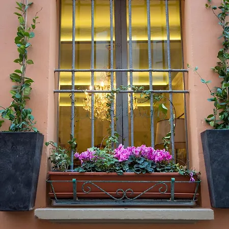 Apartment L'8 Boutique Design
