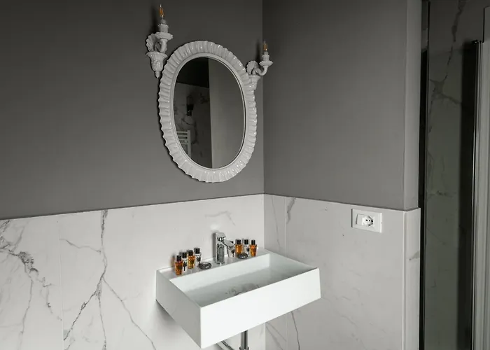 L'8 Boutique Design