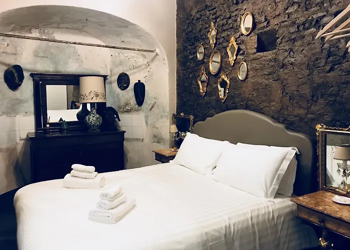 L'8 Boutique Design * بولونيا