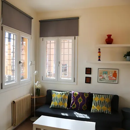 L'8 Boutique Design *