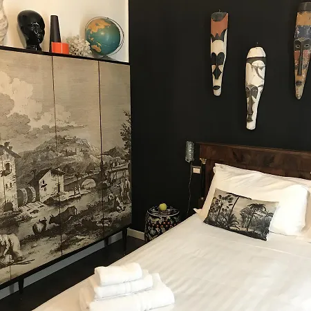 L'8 Boutique Design *