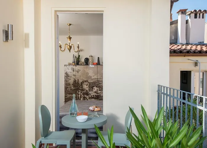 Apartment L'8 Boutique Design *